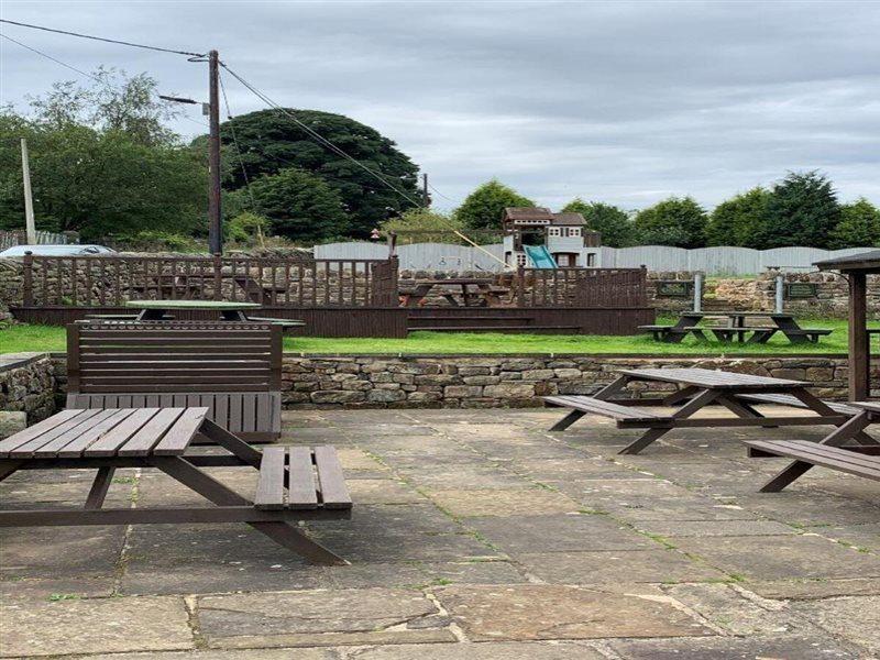 Ye Olde Mustard Pot Hotel Midhopestones Bagian luar foto
