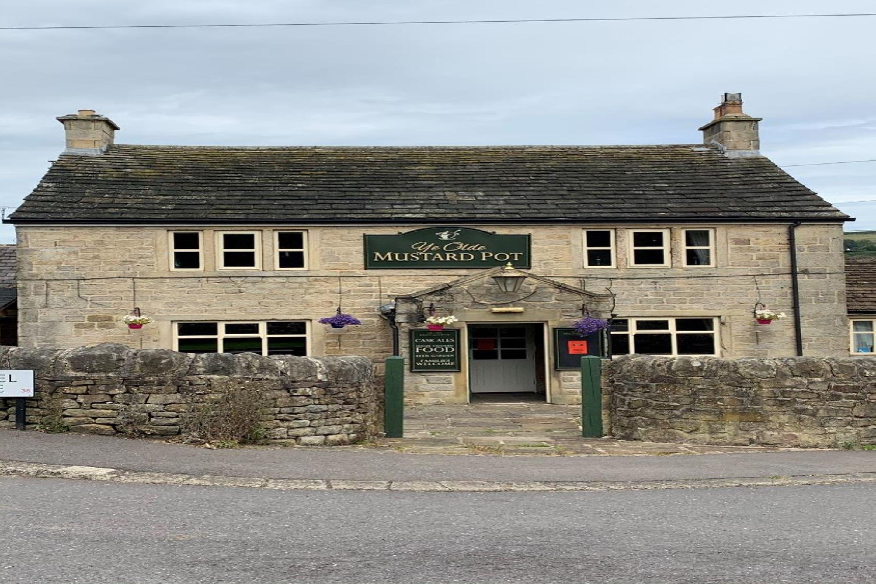 Ye Olde Mustard Pot Hotel Midhopestones Bagian luar foto